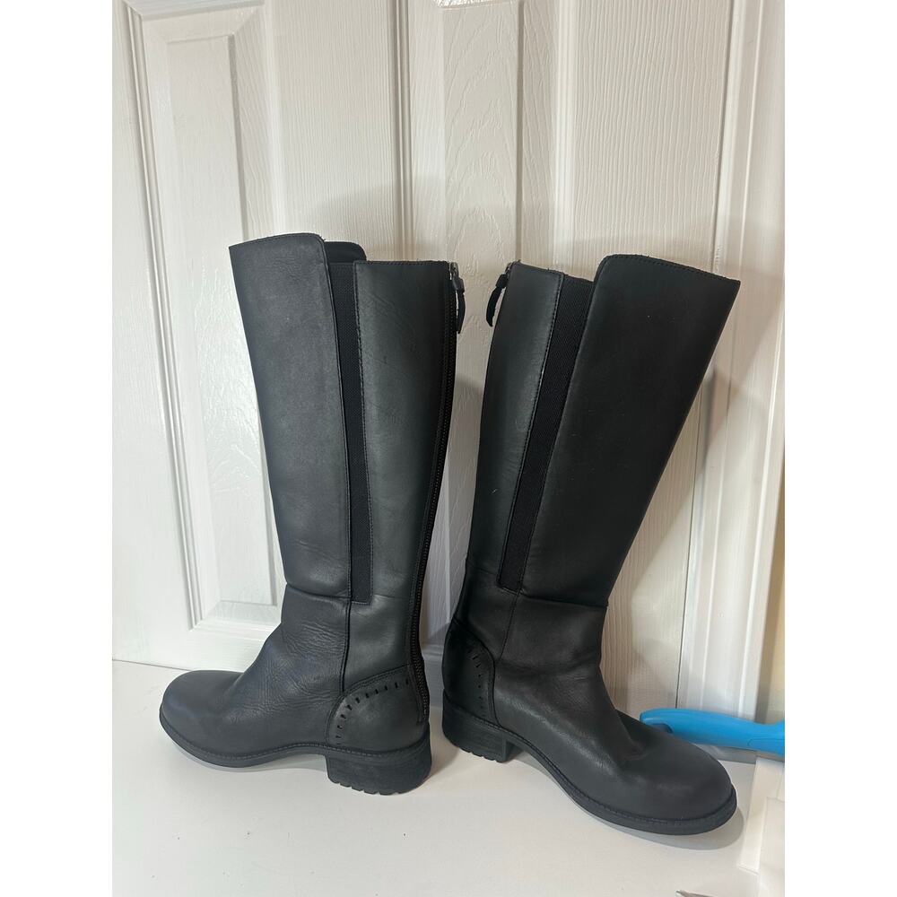UGG Black Ankle Boots - Picture 5 of 8